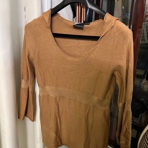 Brand new Volcom hooded sweater. Sassafras hoodie in Caramel. Size XL